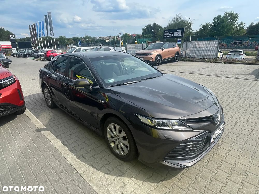 Toyota Camry 2.5 Hybrid Comfort CVT - 3