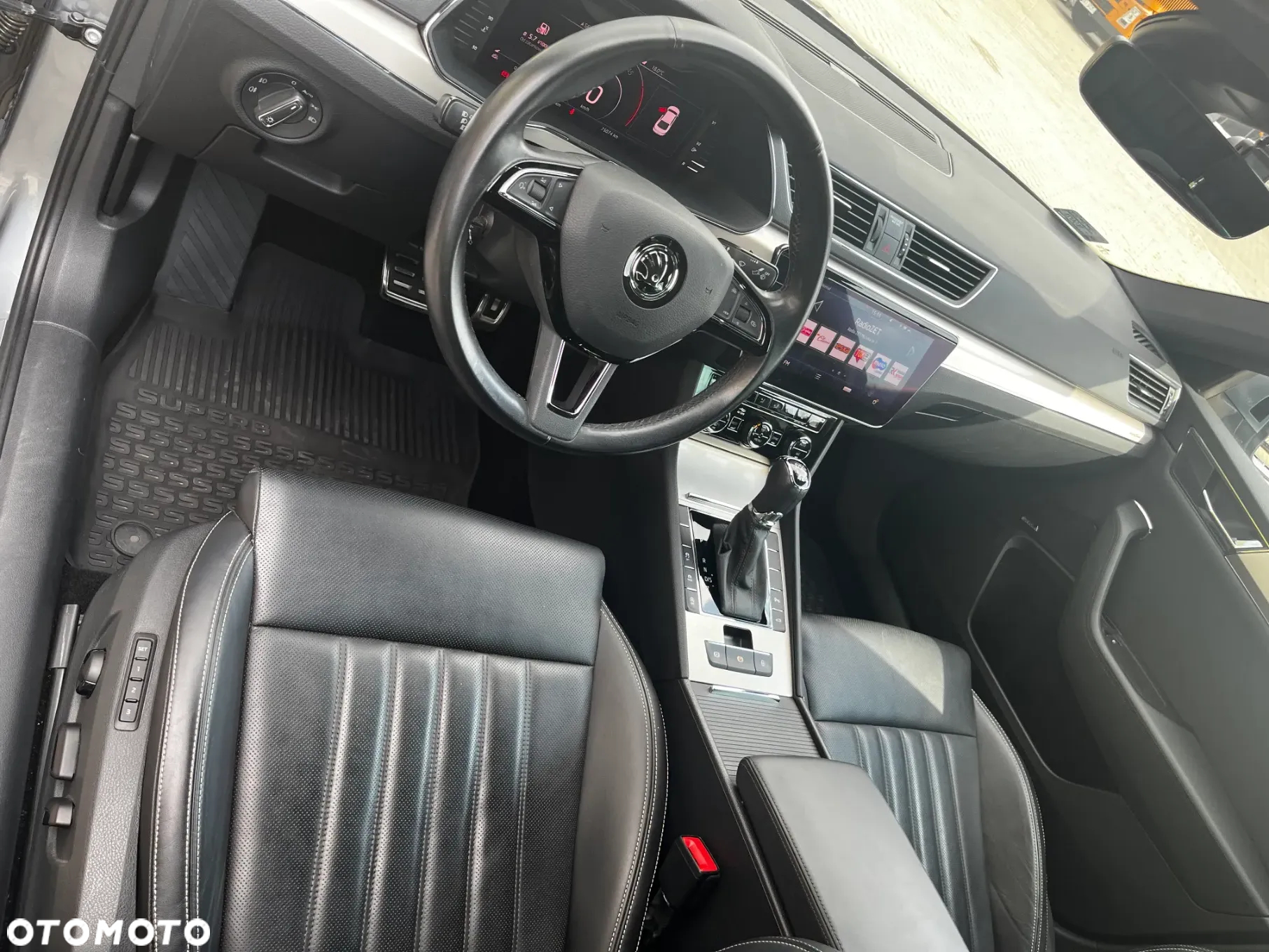 Skoda Superb 2.0 TDI 4x4 L&K DSG - 7