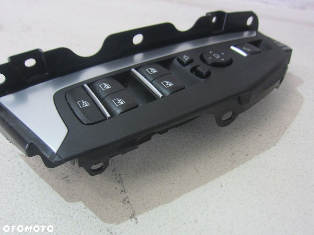 BMW X3 G01 G30 G31 PRZEŁĄCZNIK SZYB PANEL STEROWANIA 61316832729 5A5AAA3 - 7