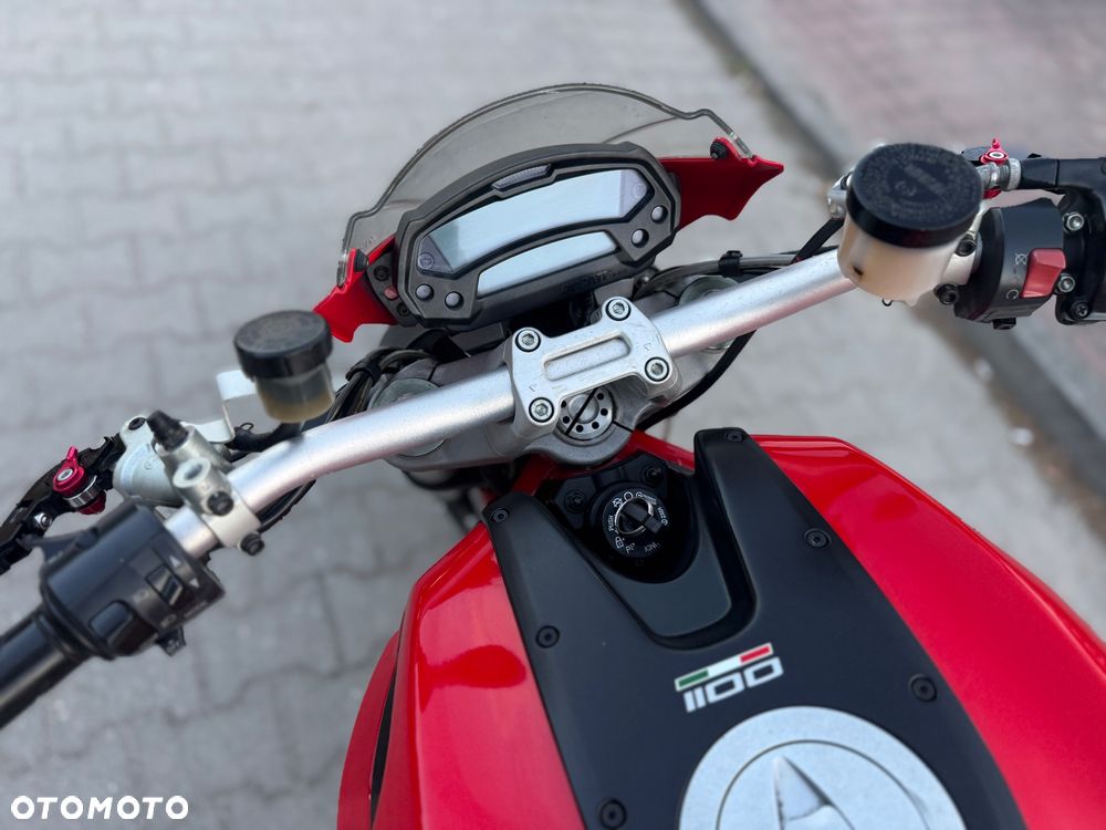 Ducati Monster - 27