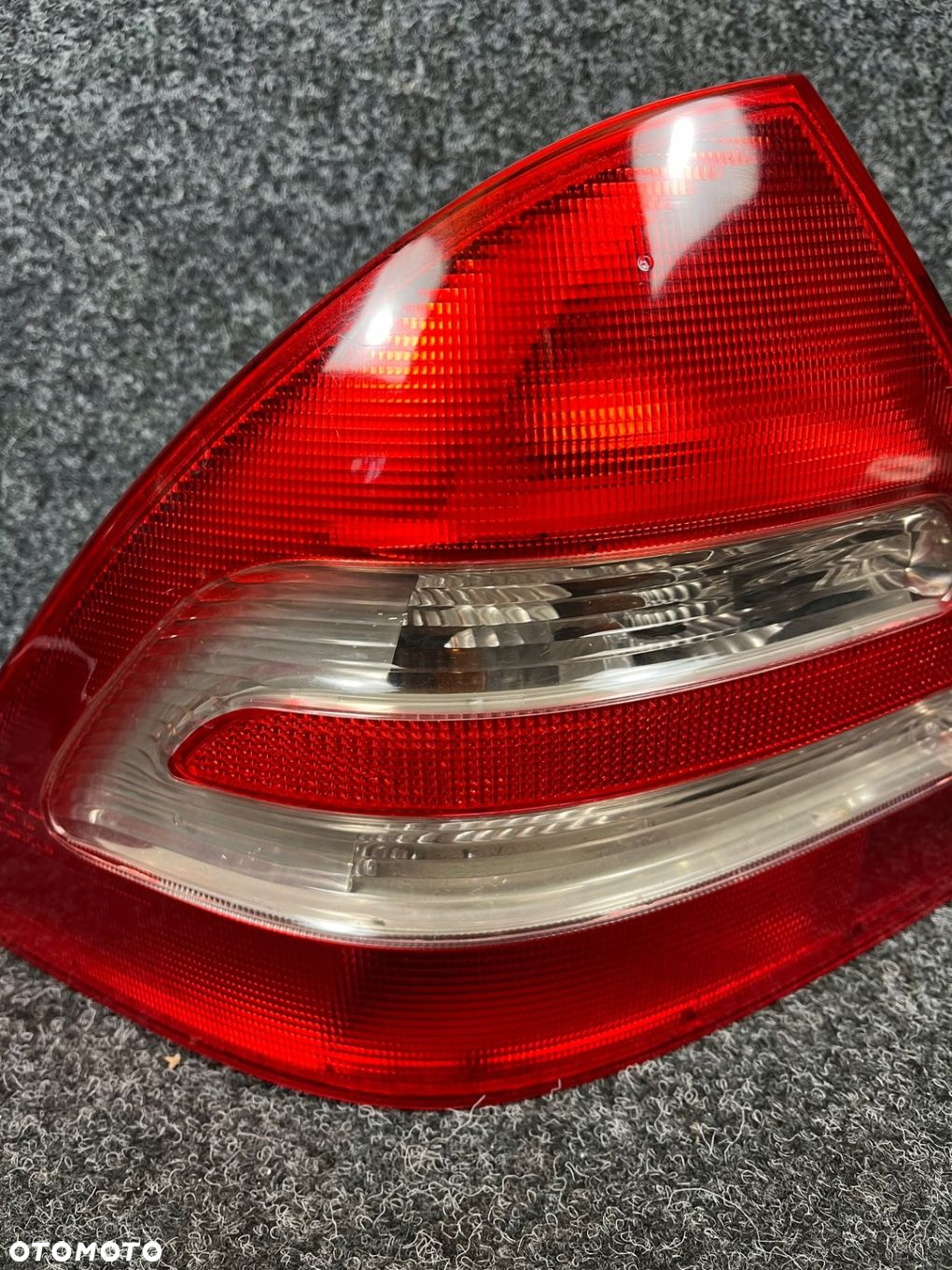mercedes w203 sedan lampa lewa tył tylna OE europa - 4