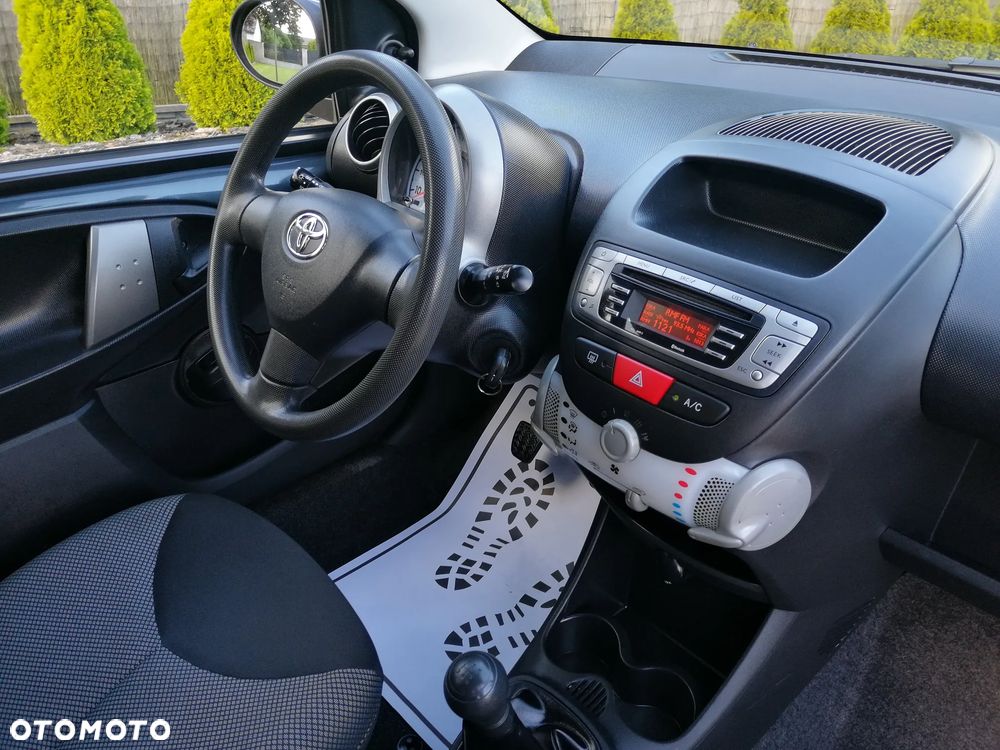 Toyota Aygo 1.0 VVT-i Luna EU5 - 21