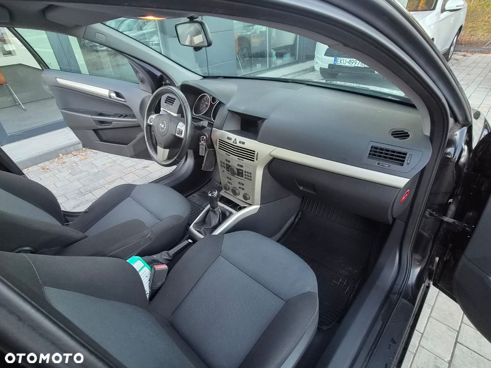 Opel Astra 1.6 - 18