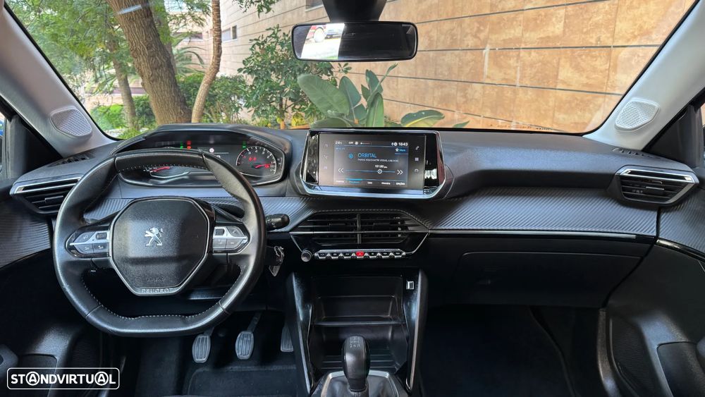 Peugeot 208 1.2 PureTech Active - 17