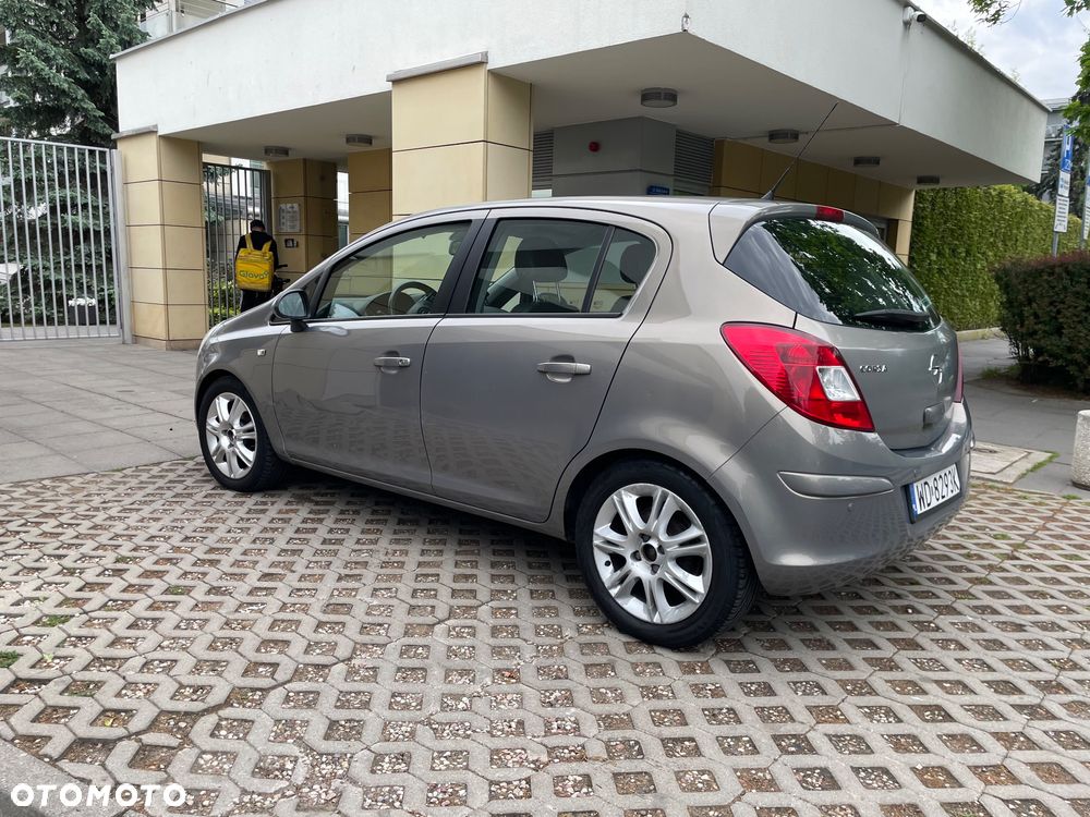 Opel Corsa - 2