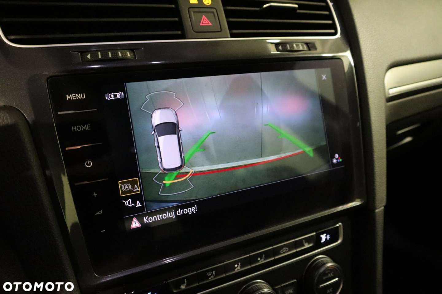 Volkswagen Golf e-Golf - 26