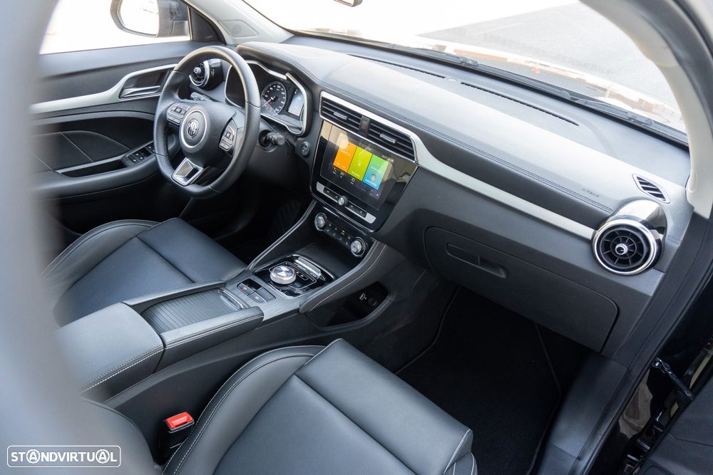 MG ZS Luxury - 28