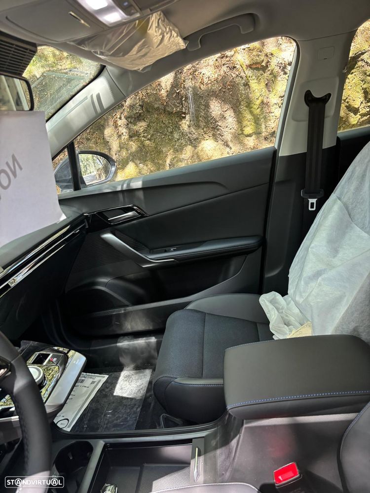 MG MG4 64 kWh Luxury - 18