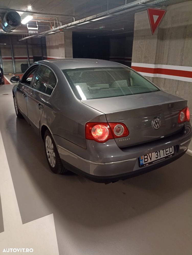 Volkswagen Passat - 3