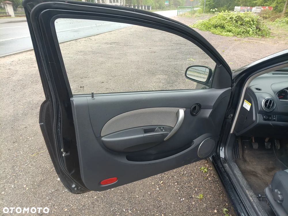 Chevrolet Aveo 1.4 16V LS - 9
