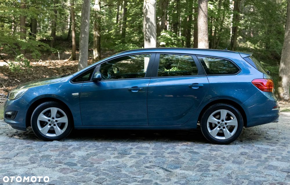 Opel Astra 2.0 CDTI Sport - 1