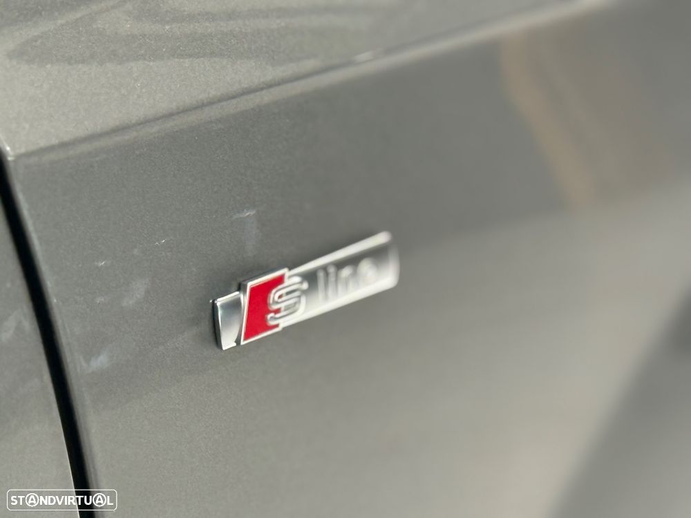 Audi Q7 3.0 TDI quattro S-line Tiptronic 7L - 11