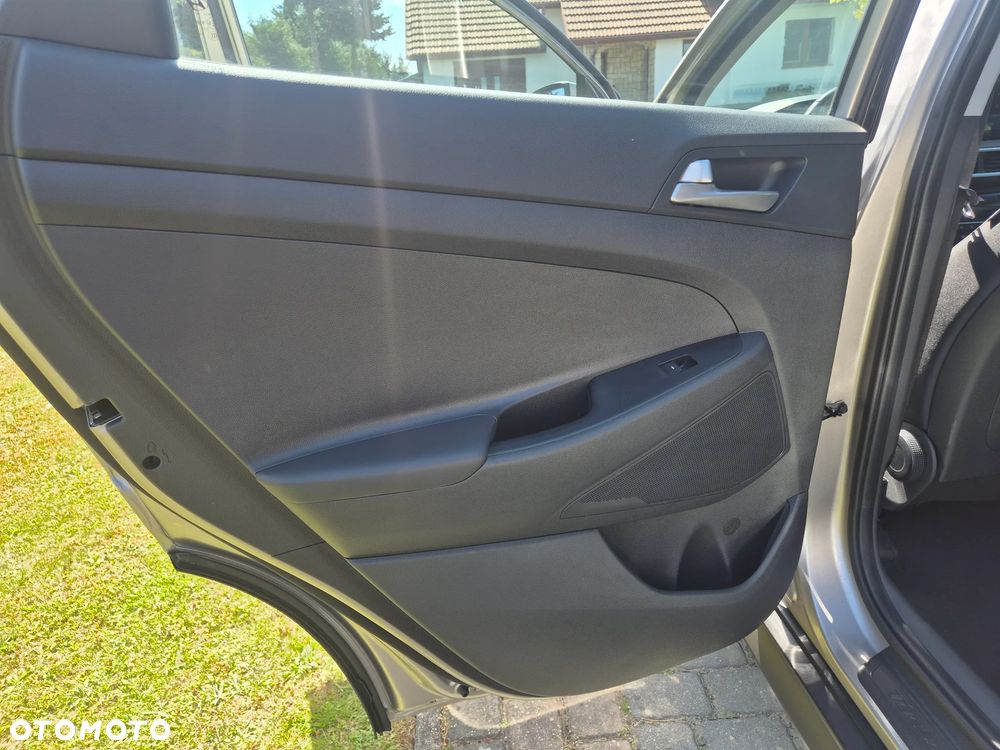 Hyundai Tucson 1.6 GDi 2WD Pure - 26