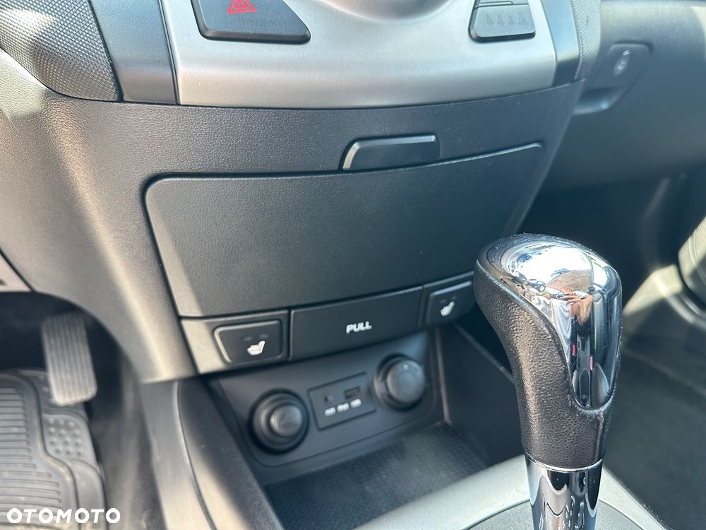 Hyundai i30 1.6 Premium - 9