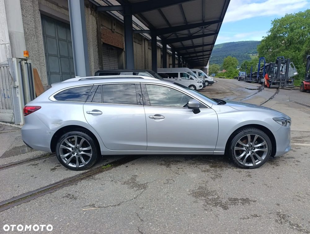 Mazda 6 2.2 D Skypassion I-ELoop 4x4 - 3