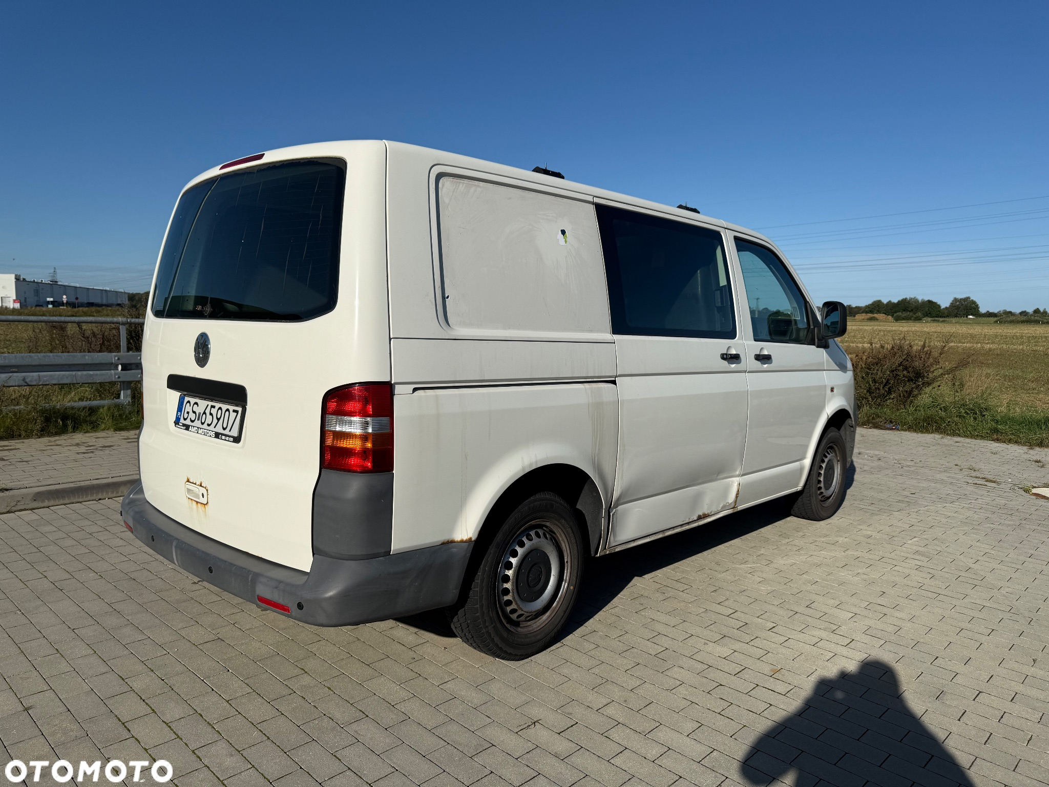 Volkswagen Transporter T5 TDI L2H1 - 5