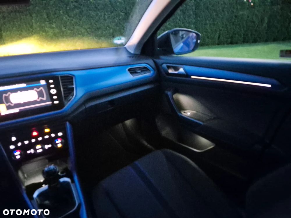 Volkswagen T-Roc 1.5 TSI OPF ACTIVE - 20