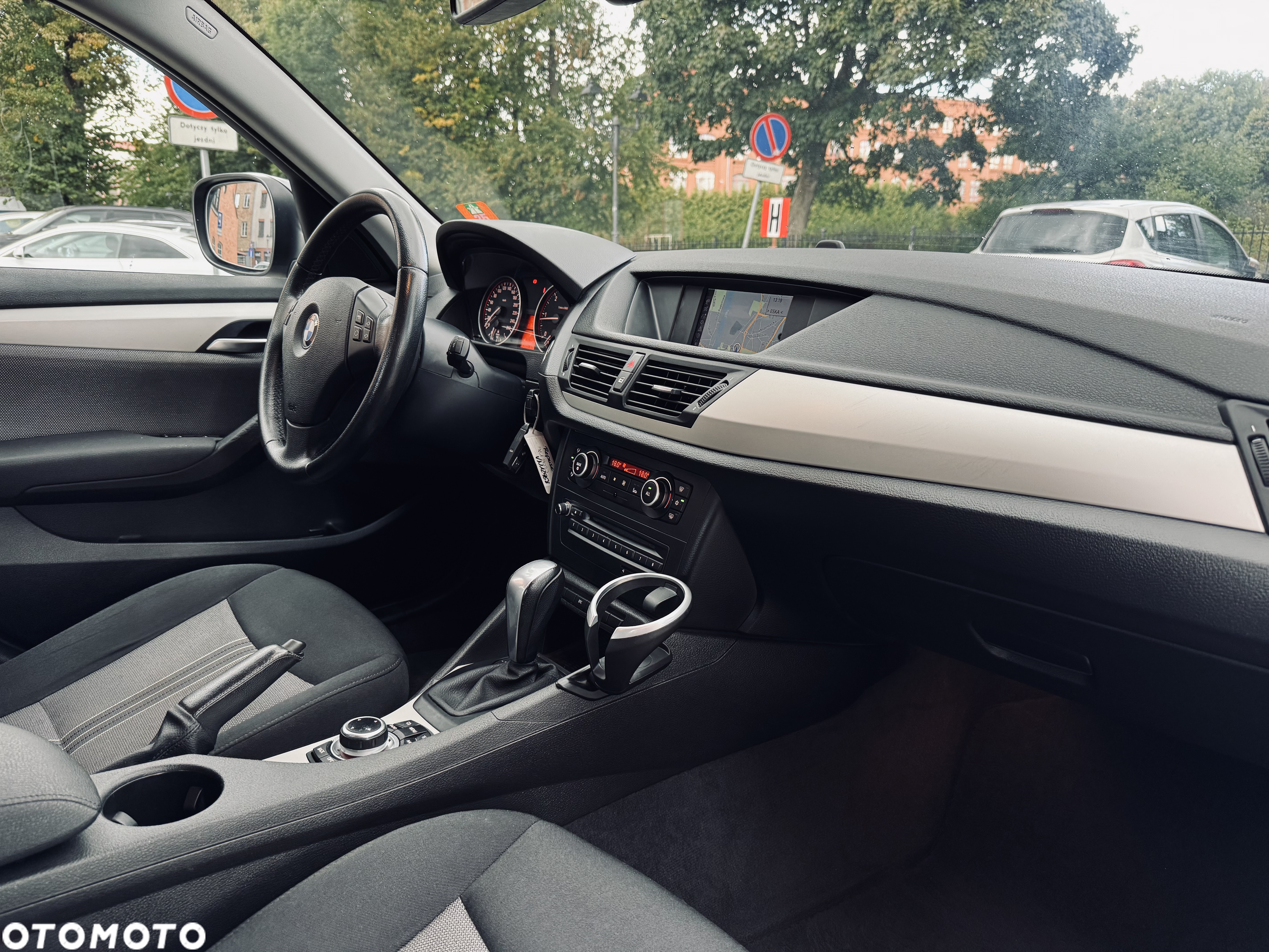 BMW X1 xDrive20d - 13