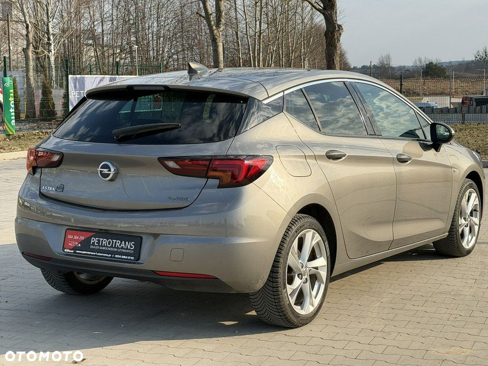 Opel Astra - 11