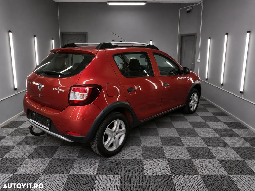 Dacia Sandero TCe 90 Laureate - 4