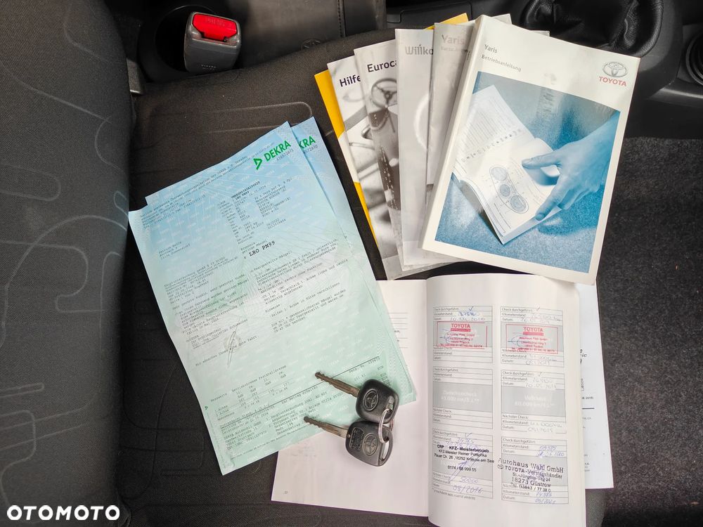 Toyota Yaris - 5