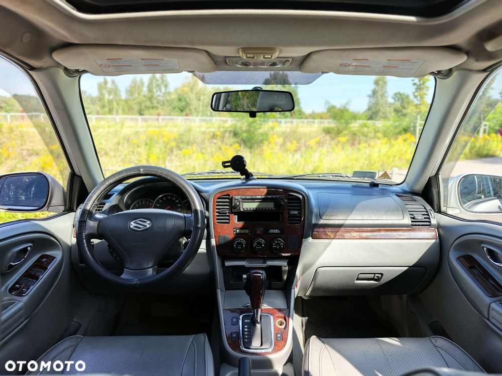 Suzuki Grand Vitara 2.7 V6 7os - 23