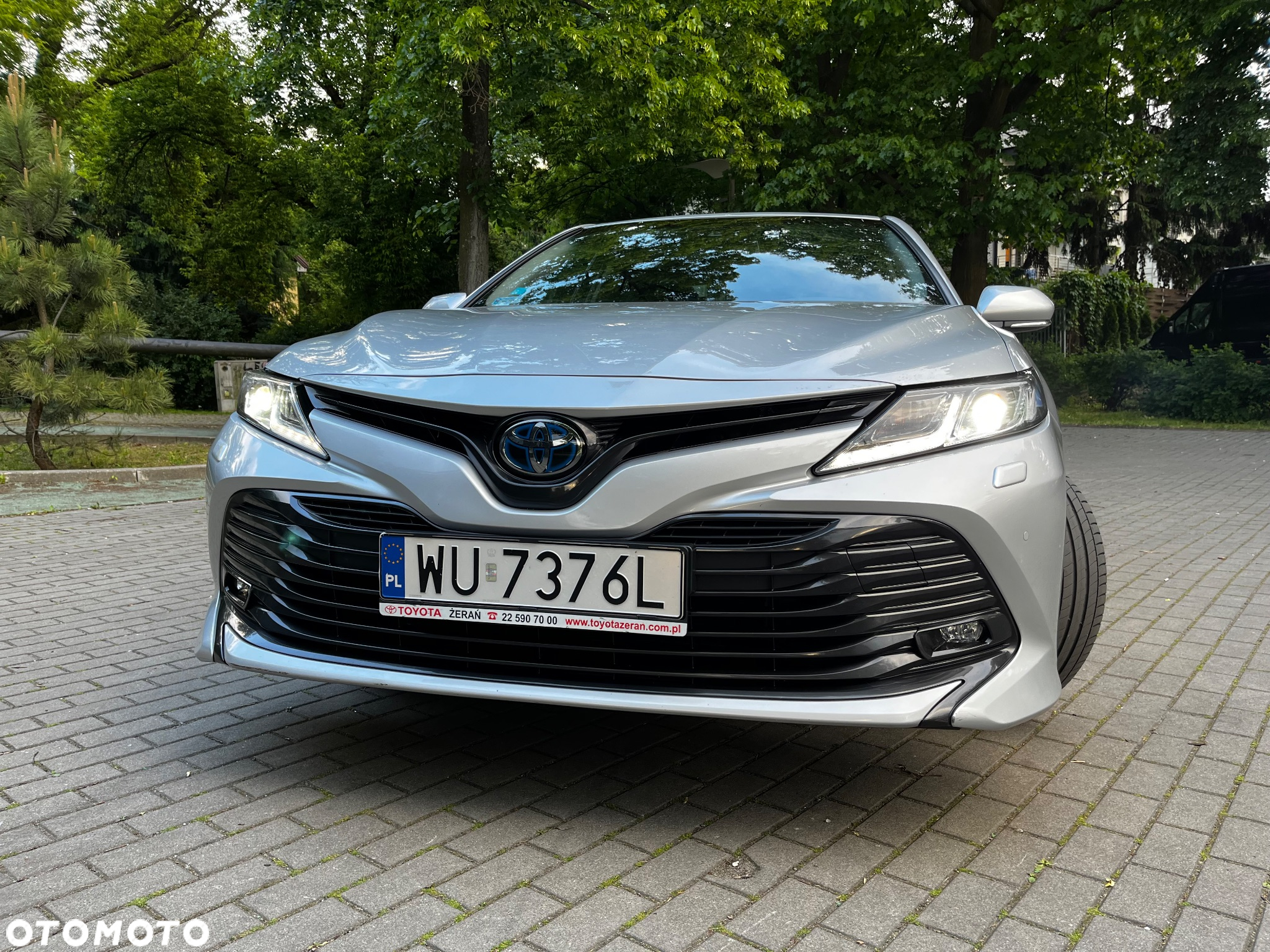 Toyota Camry 2.5 Hybrid Comfort CVT - 3