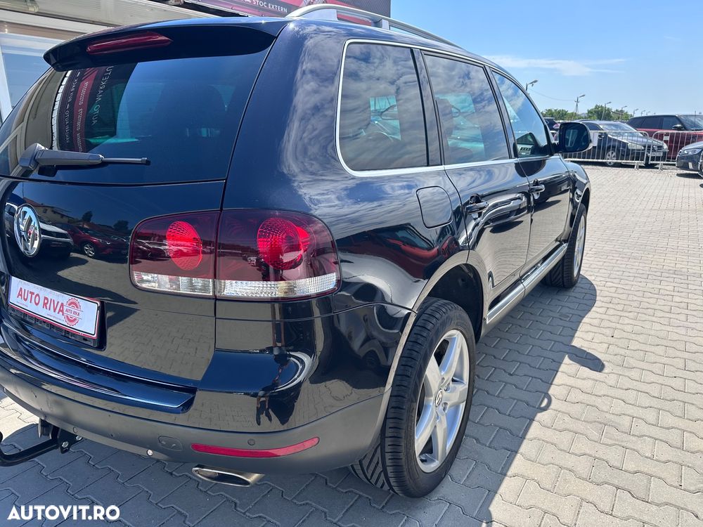 Volkswagen Touareg - 17