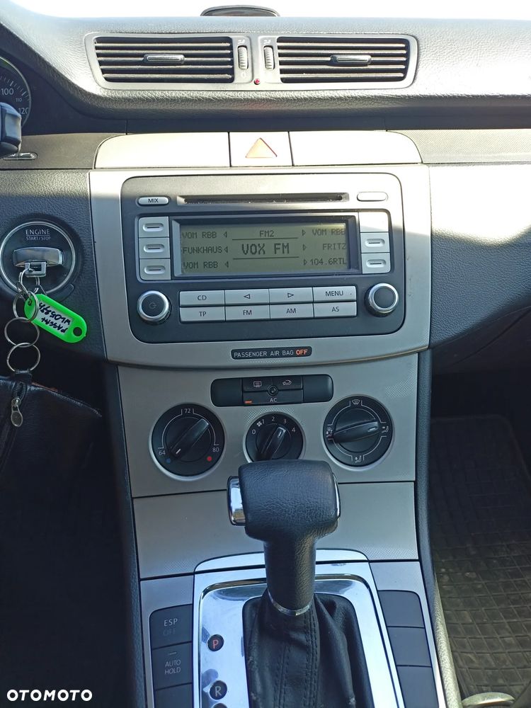 Volkswagen Passat - 9