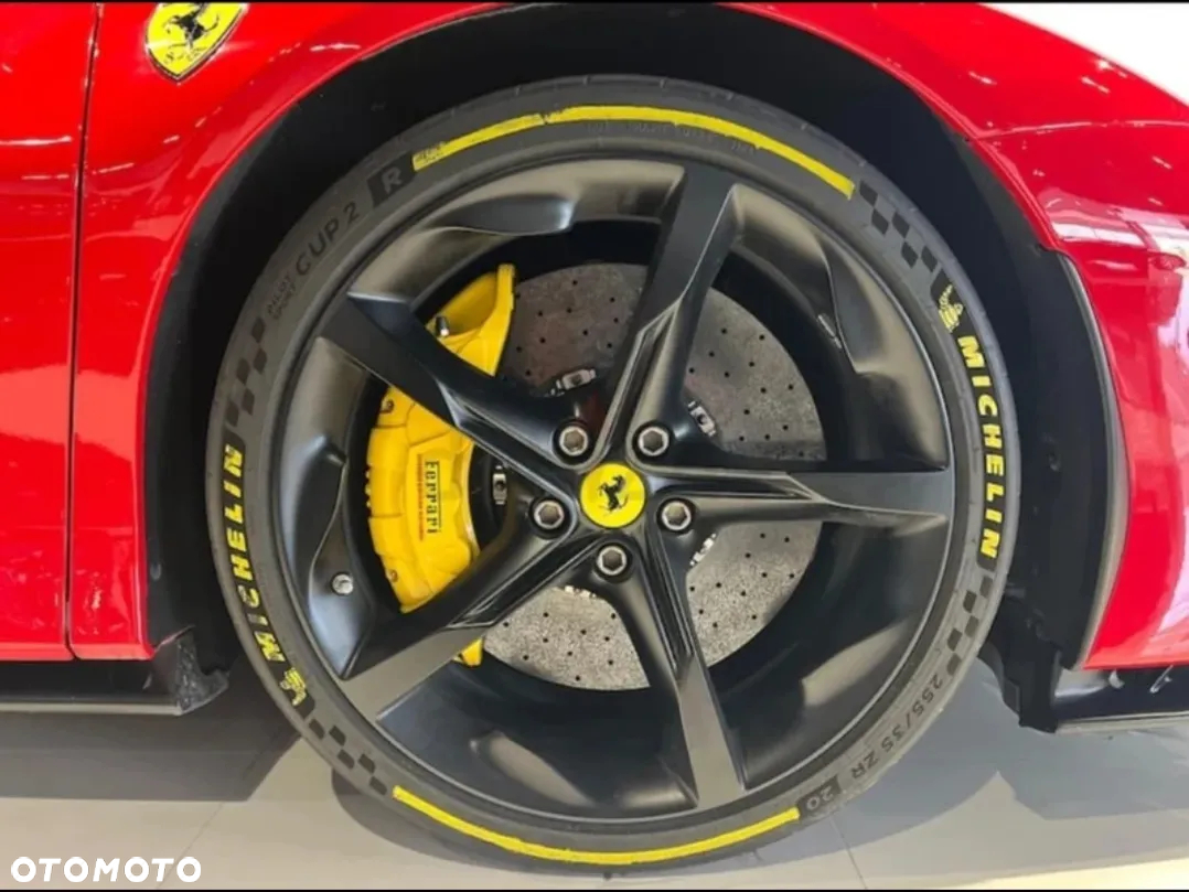 Ferrari SF90 Spider - 7