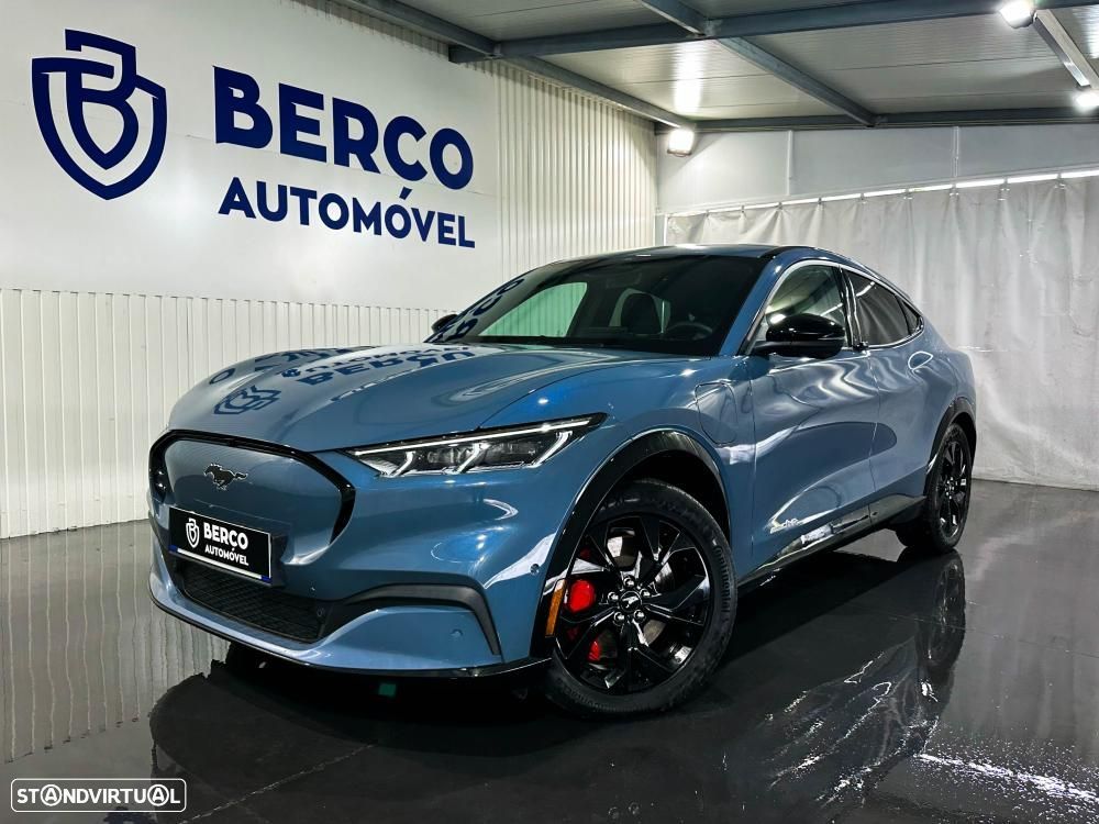 Ford Mustang Mach-E AWD PREMIUM - 2