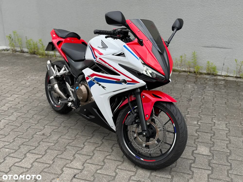 Honda CBR - 1