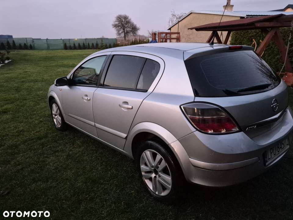 Opel Astra 1.7 CDTI - 7