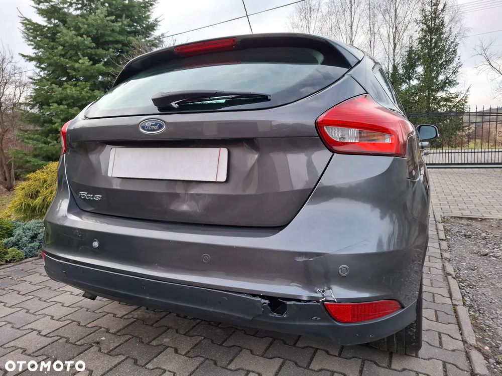 Ford Focus 1.5 EcoBlue STart-Stopp-System TITANIUM - 4
