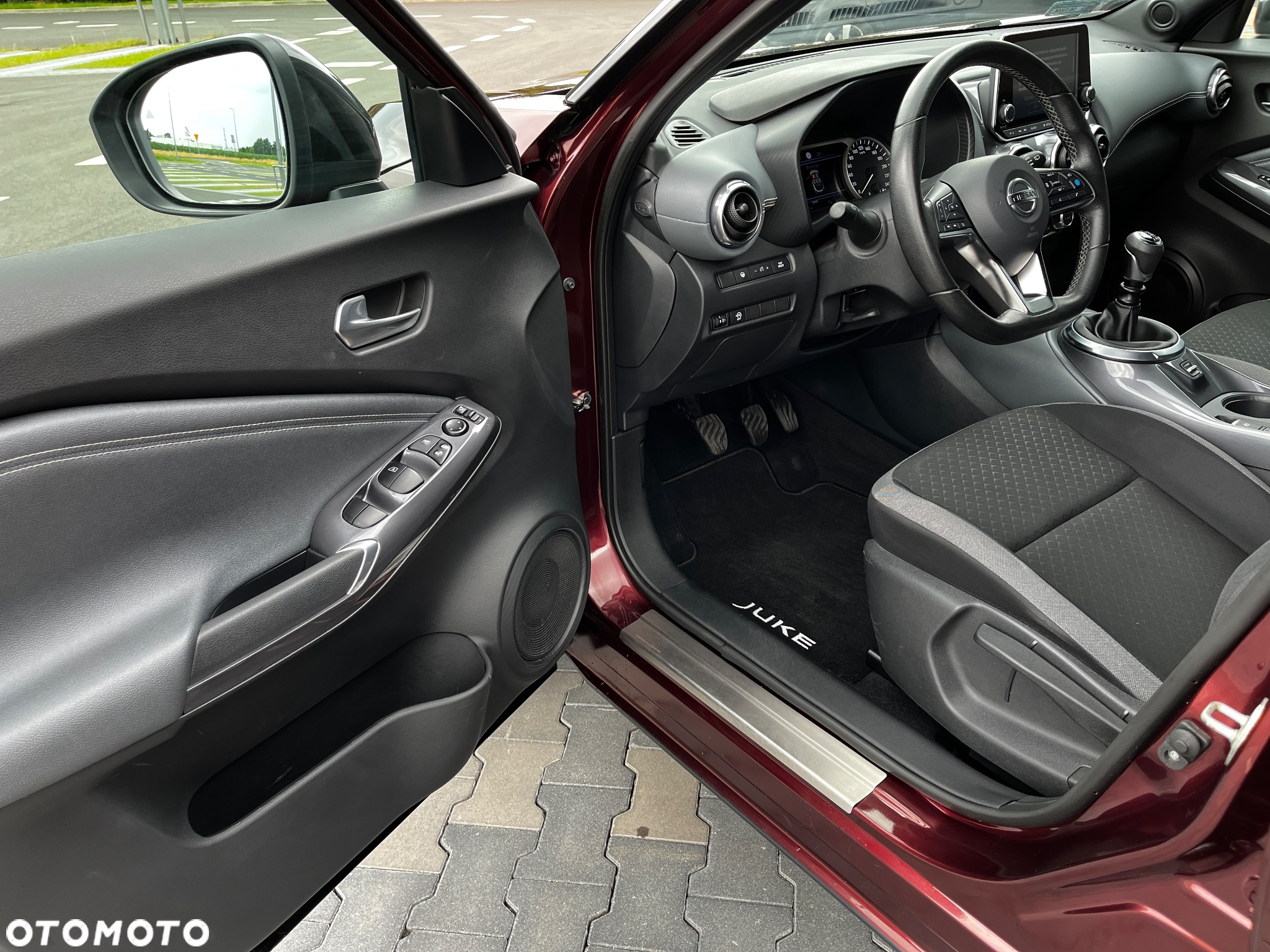 Nissan Juke 1.0 DIG-T N-Connecta - 19