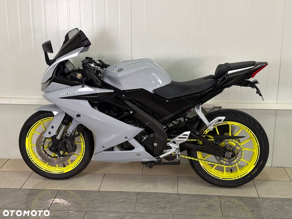 Yamaha YZF - 6