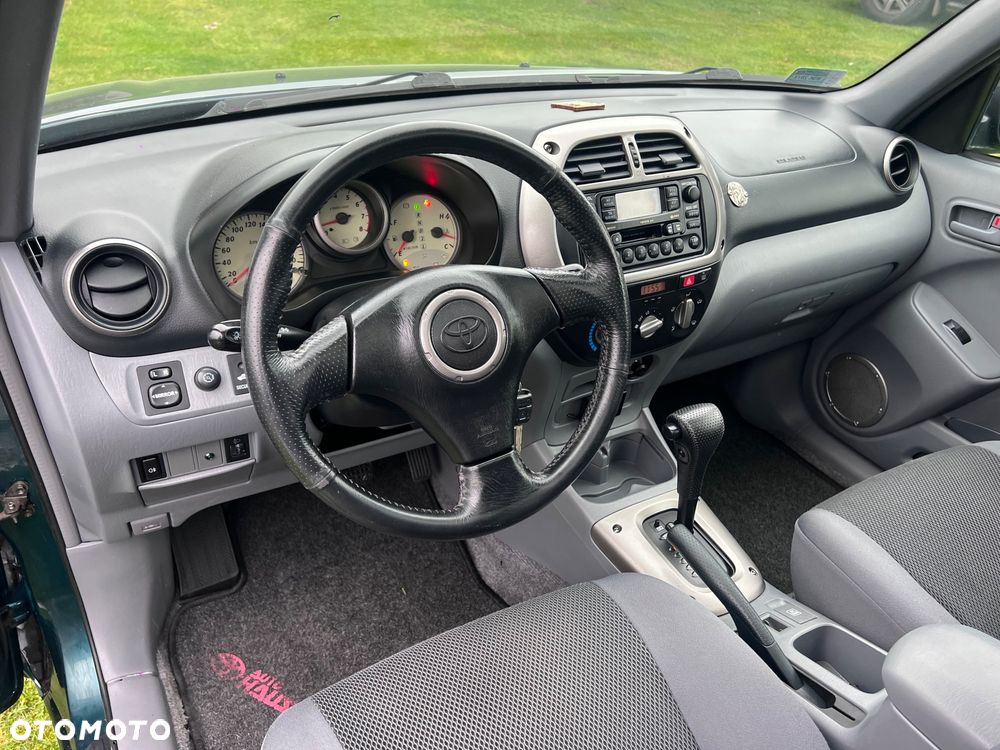 Toyota RAV4 2.0 VVT-i 4x4 - 9