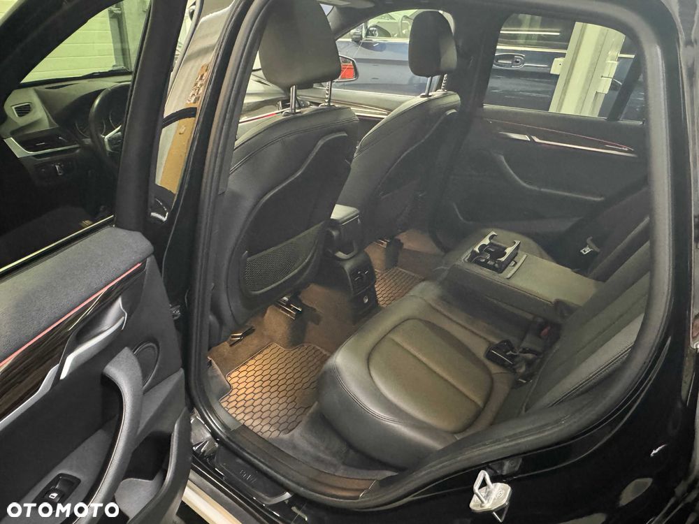 BMW X1 - 6