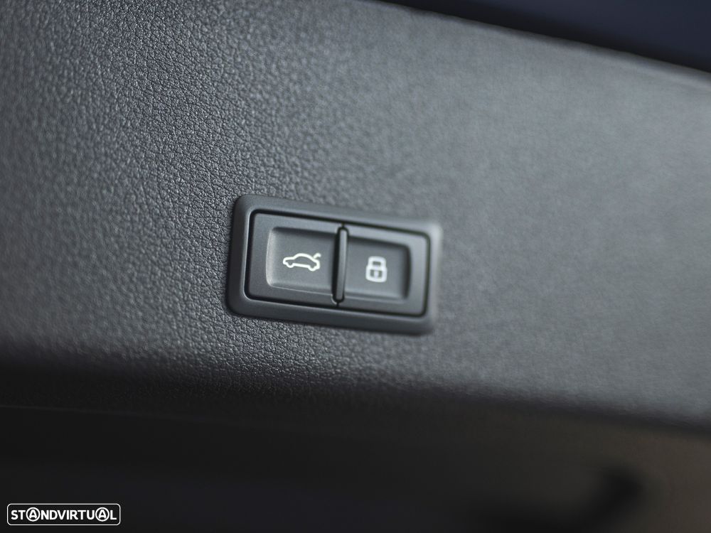 Audi e-tron 55 quattro S line - 17