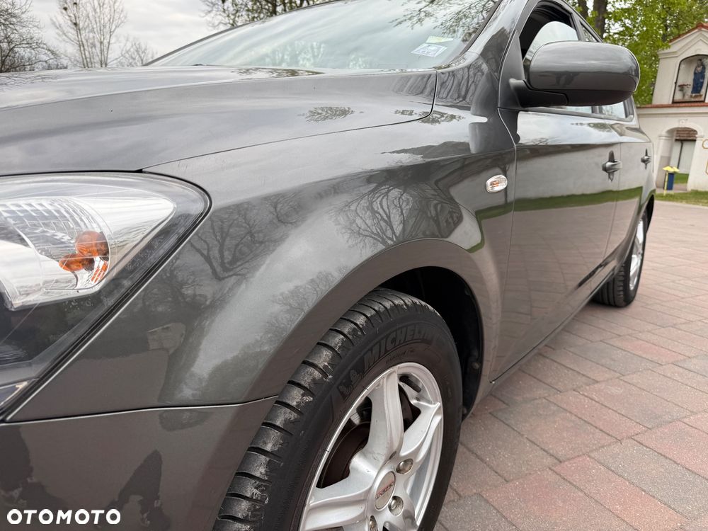 Kia Ceed 1.4 CVVT Attract - 22