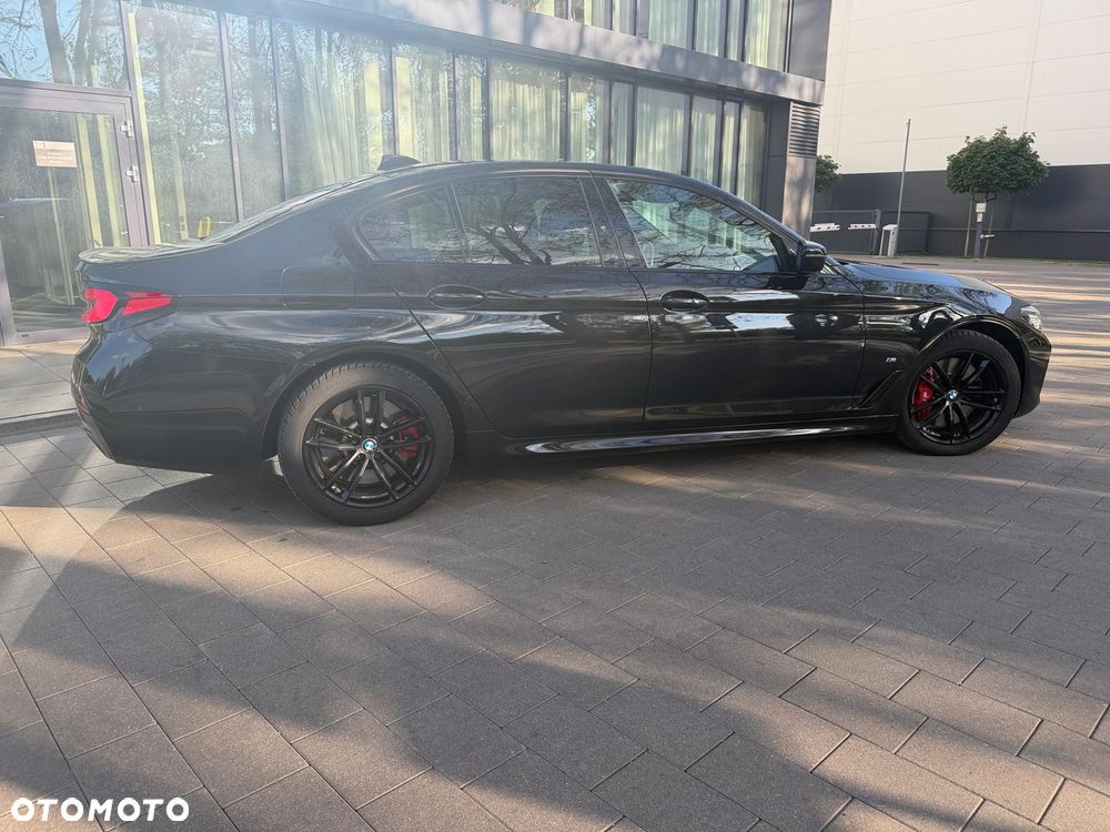 BMW Seria 5 540d xDrive mHEV M Sport sport - 4