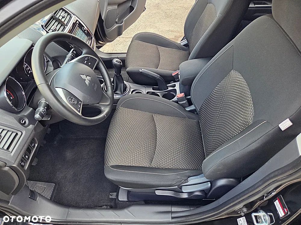Mitsubishi ASX - 21