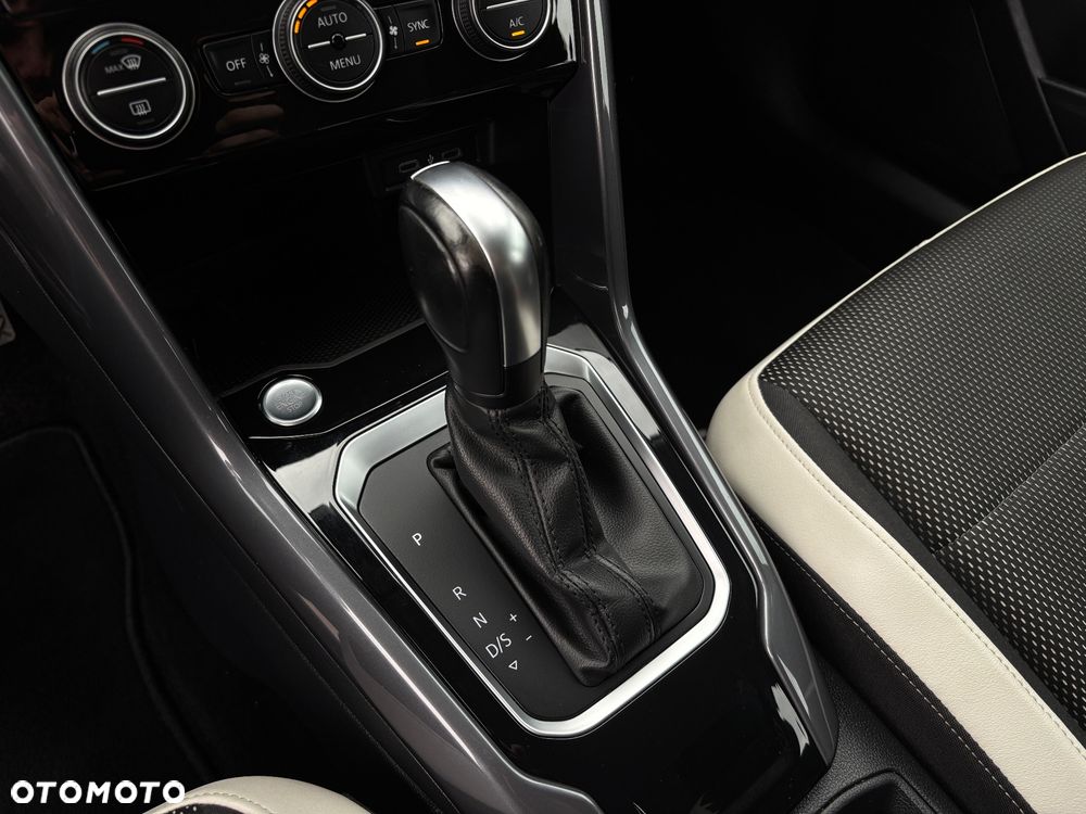 Volkswagen T-Roc 2.0 TDI SCR DPF Premium DSG - 38