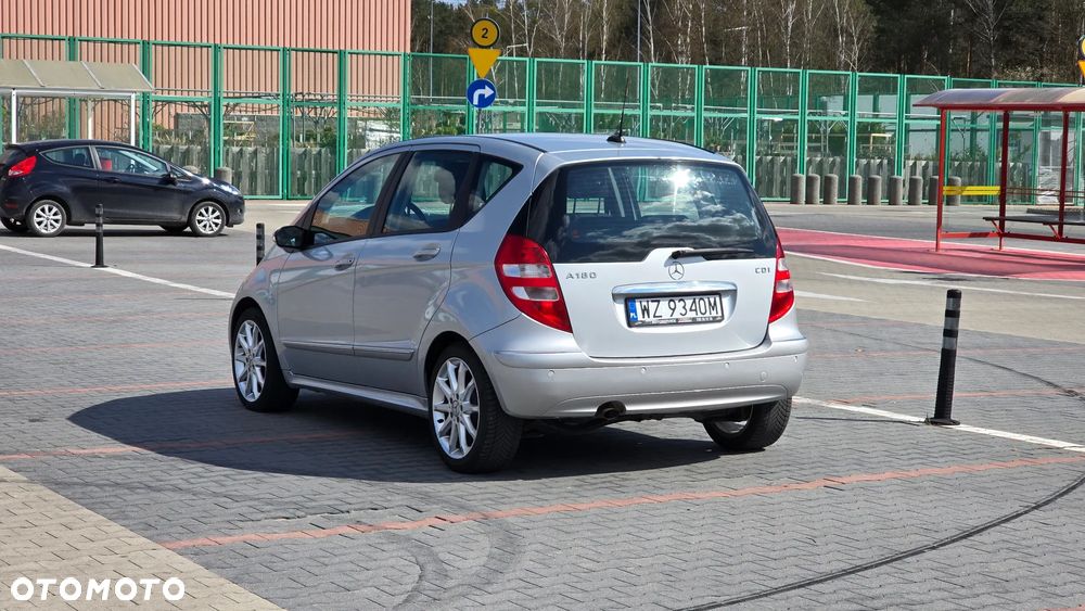 Mercedes-Benz Klasa A 180 CDI Elegance DPF - 6