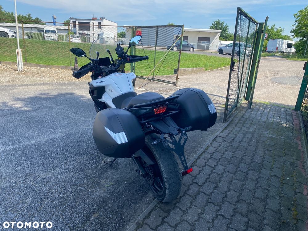 Honda NC - 9