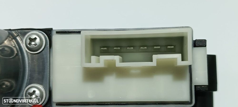 MOTOR ELEVADOR FRENTE DIREITO BMW SERIE 1 LIM. (F40) 118D M SPORT - 2