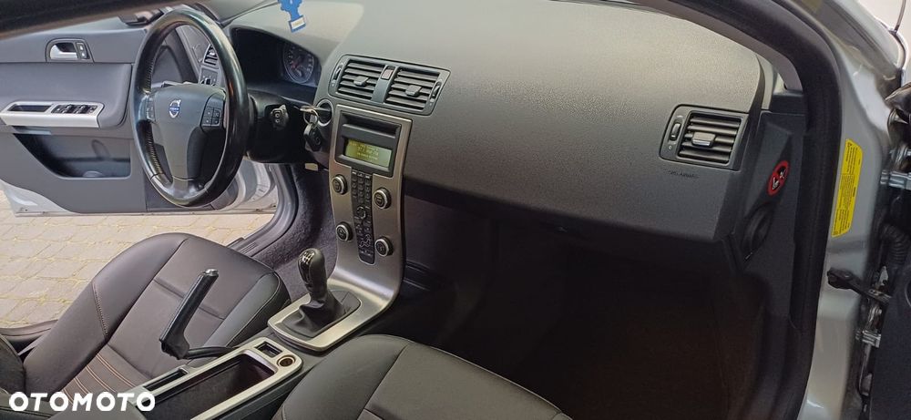 Volvo V50 2.0D DPF Momentum - 23