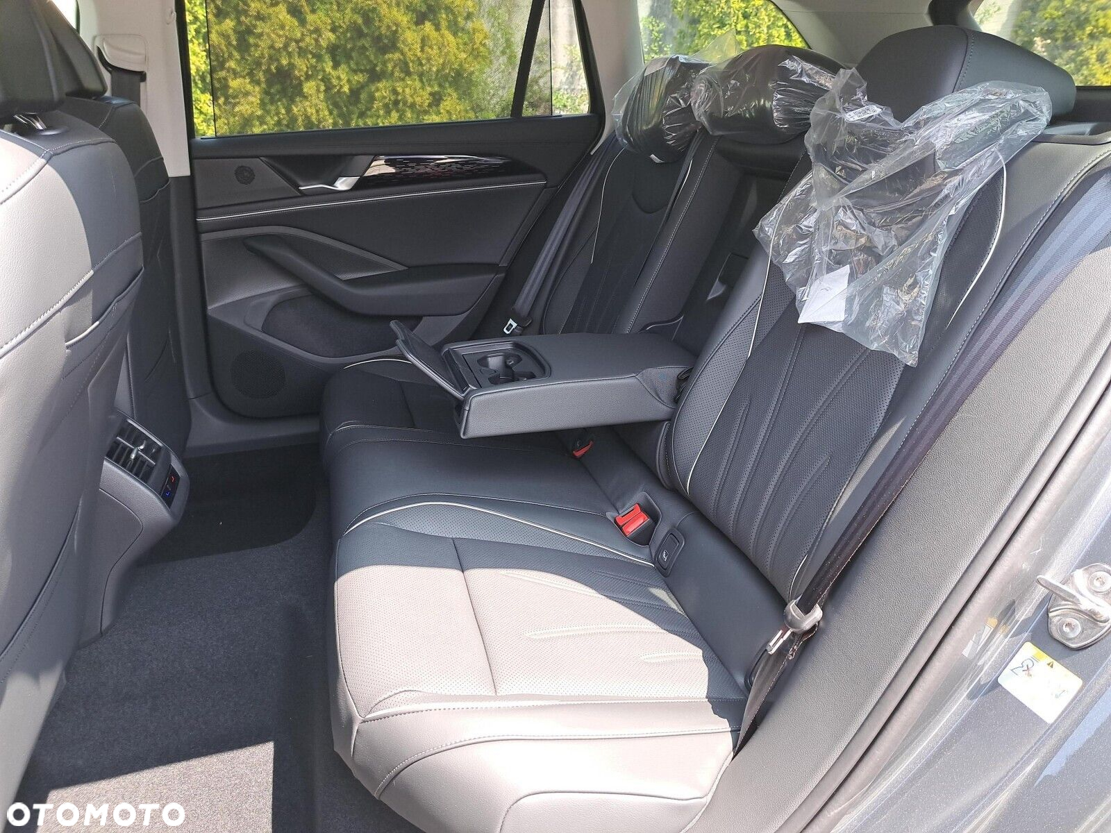 Volkswagen Passat 1.5 TSI EVO Elegance DSG - 21