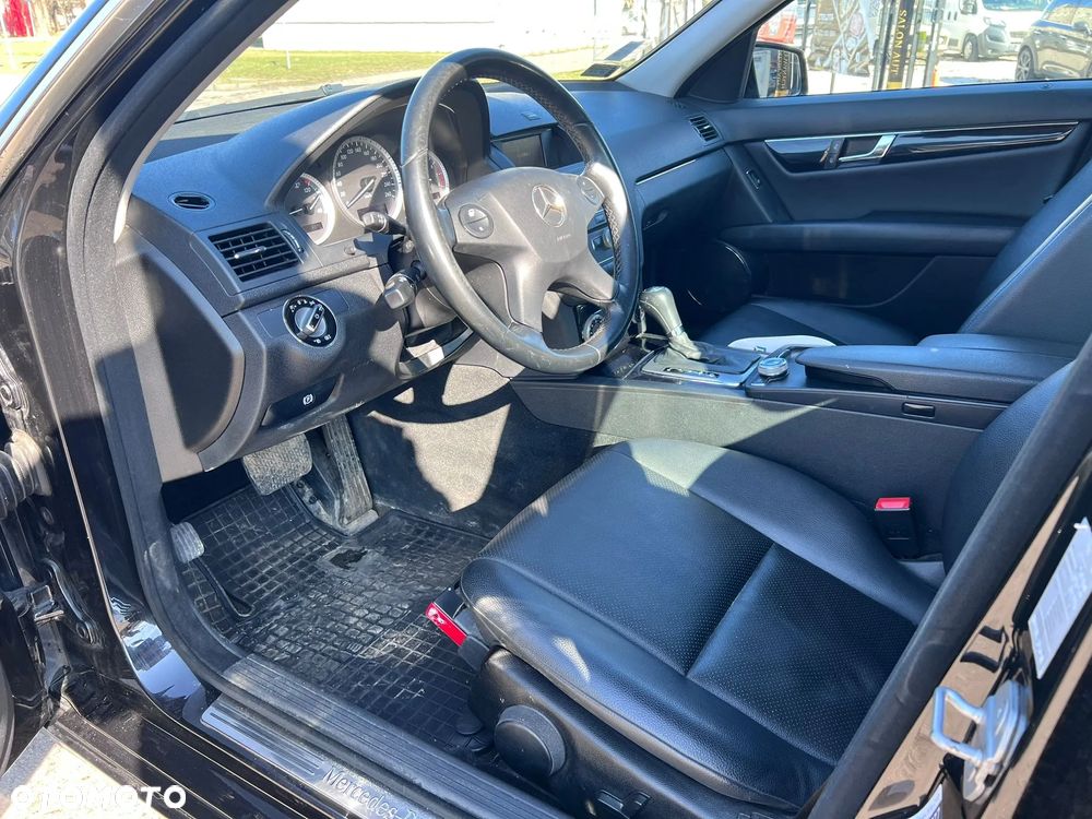 Mercedes-Benz Klasa C - 24