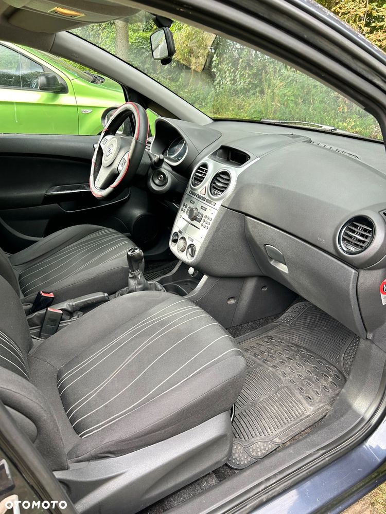 Opel Corsa - 18